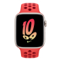 Apple Watch Nike SE (2022), 44 мм корпус из алюминия цвета «Starlight», ремешок Nike Sport Band размера M/L цвета «Bright Crimson/Gym Red»